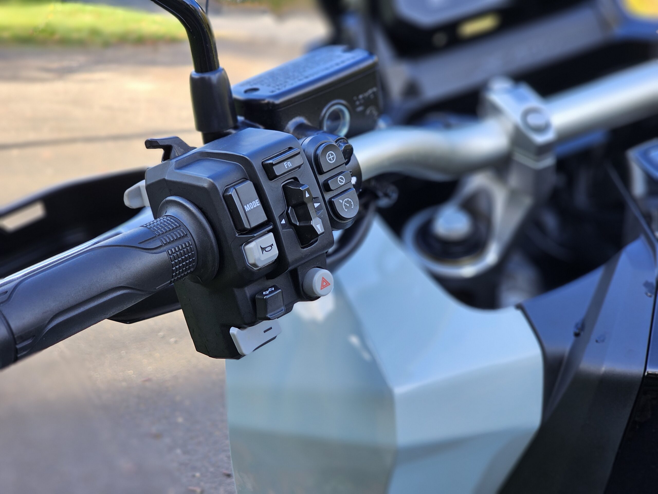 HONDA X-ADV 750 Cruise Kit - Image 2